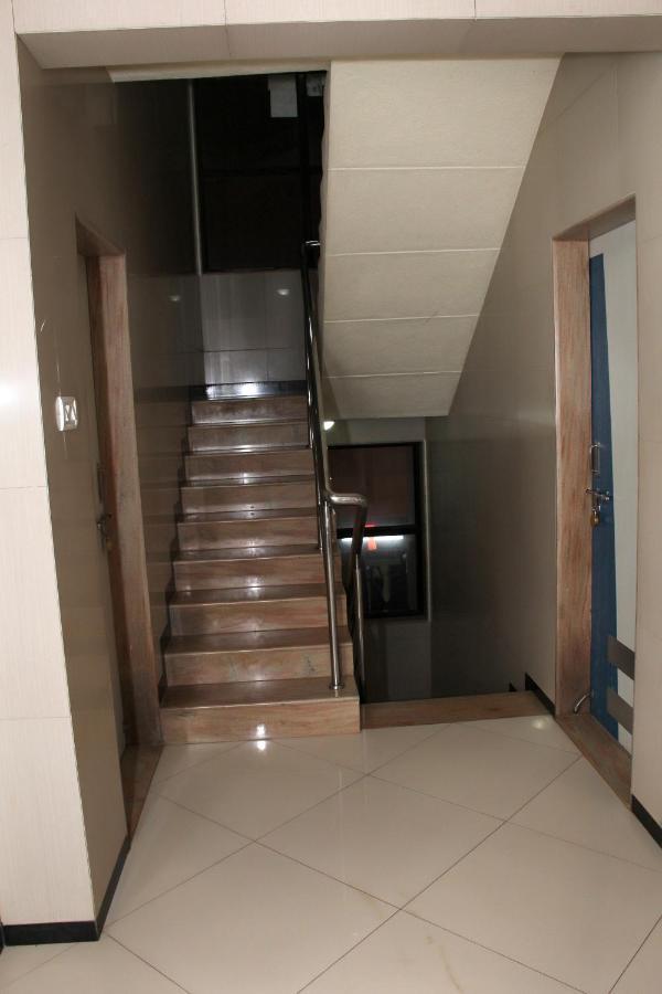 Hotel Shanti Palace Mahabaleshwar Exterior photo