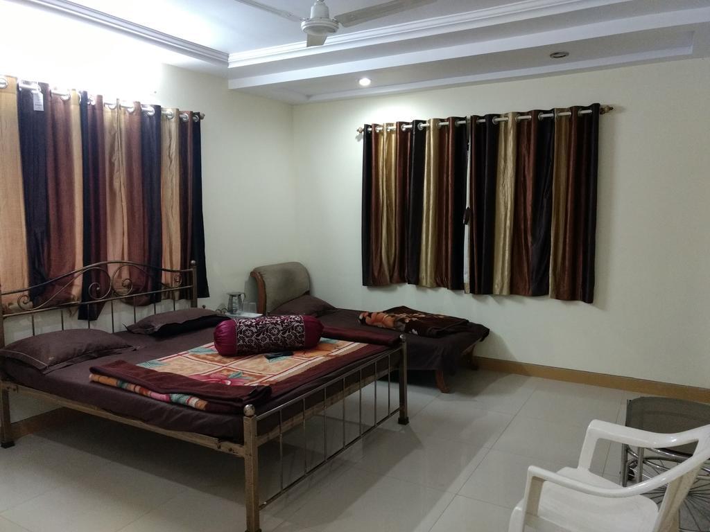Hotel Shanti Palace Mahabaleshwar Exterior photo